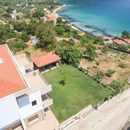Apartment Efi's & Regina's Sea View